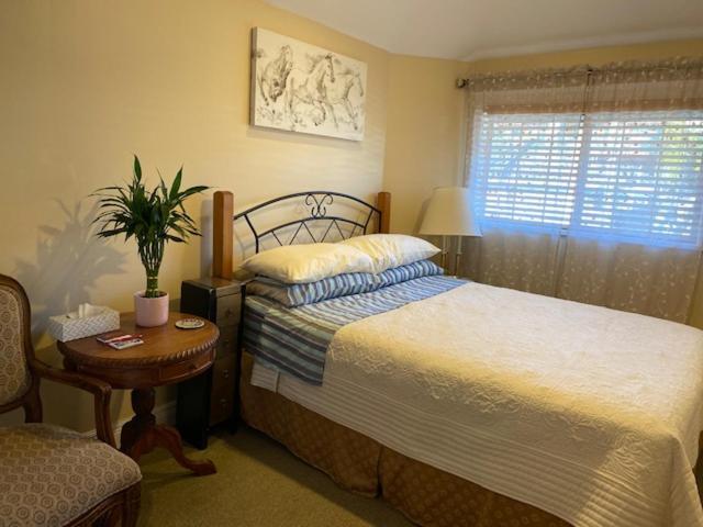 Ocean Breeze Executive Bed And Breakfast Северный Ванкувер Экстерьер фото